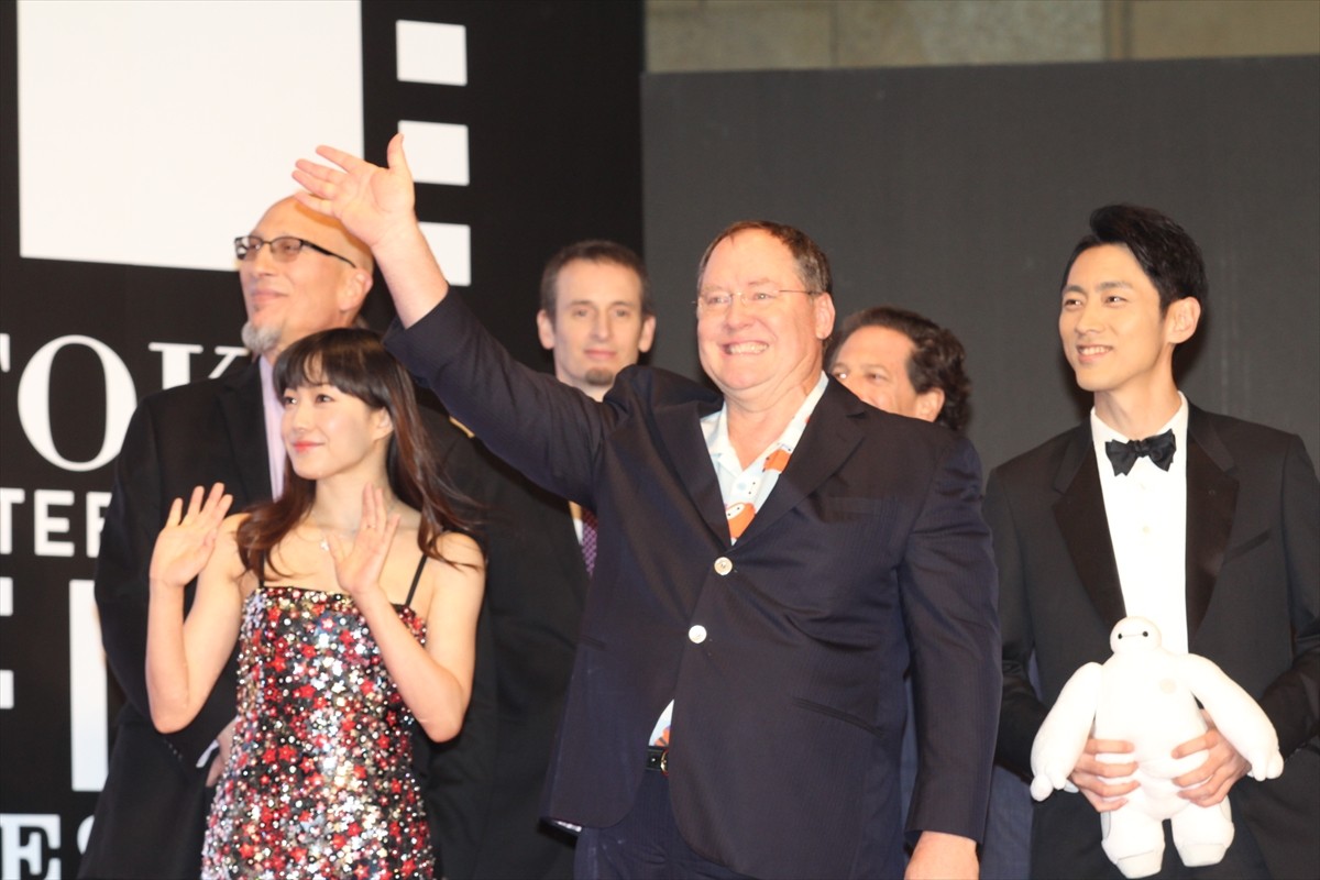 ＜フォト特集＞「第27回東京国際映画祭」オープニング＆レッドカーペット