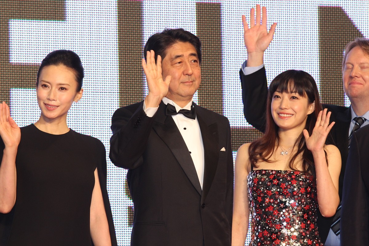＜フォト特集＞「第27回東京国際映画祭」オープニング＆レッドカーペット