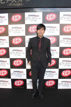 K、初演技でシャワーシーンにも挑戦！