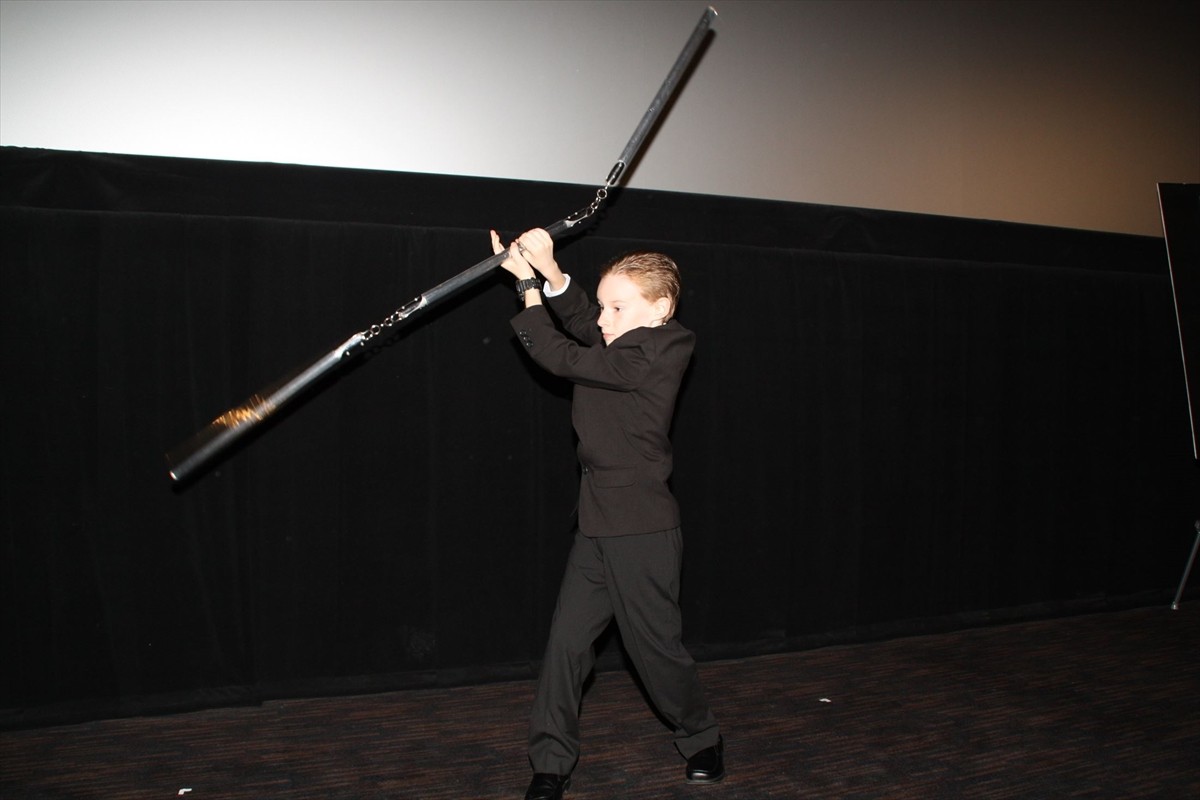 ＜TIFF2014＞鈴木福、緊張で「足が震えている」けん玉で米天才子役に挑むも失敗