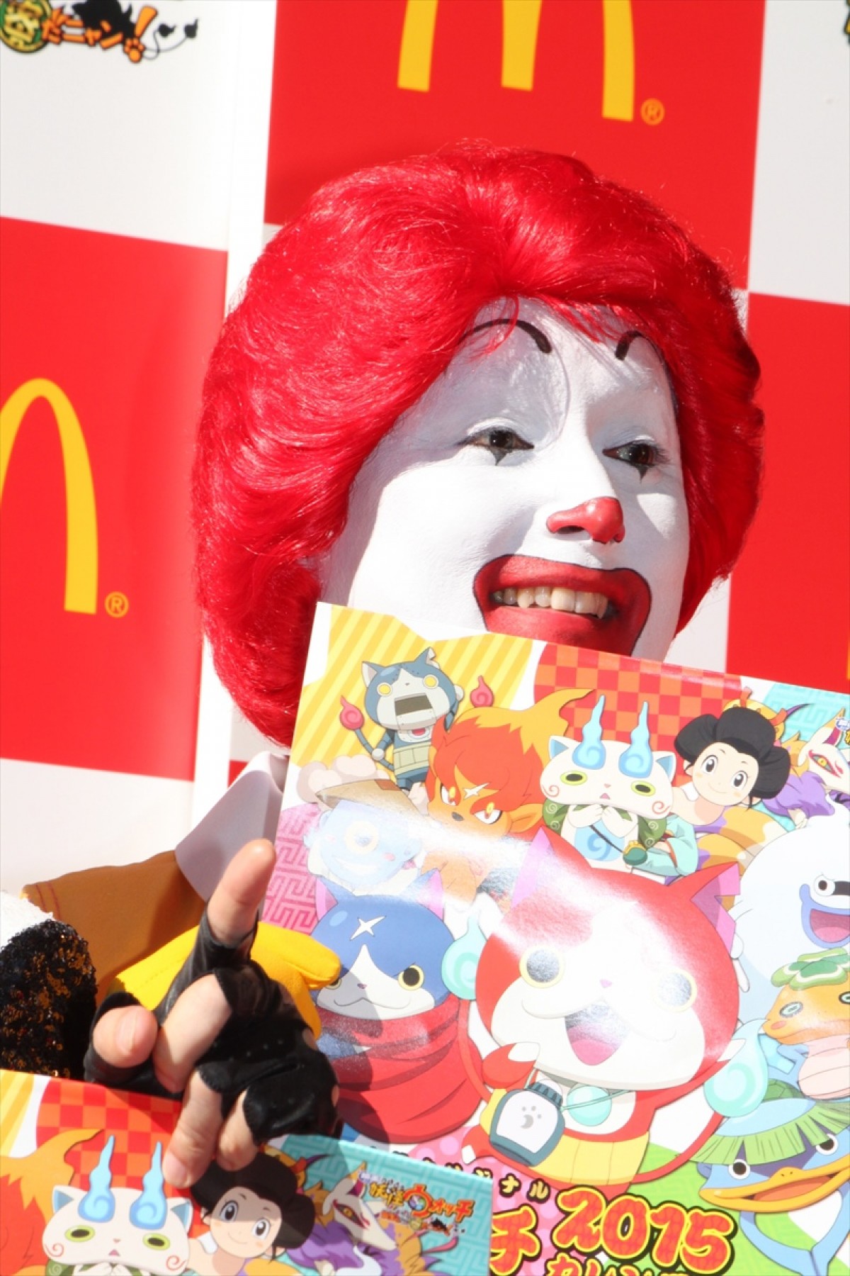 『妖怪ウォッチ』ジバニャン＆フユニャン登場！ “モグモグバーガー”が実店舗に