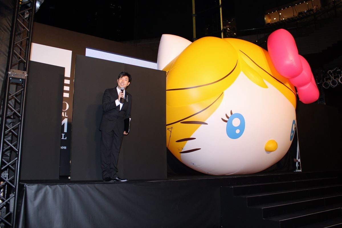 ＜TIFF2014＞板野友美「人生そのものが冒険」 東京国際映画祭に出席