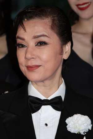 『シカゴ』宝塚歌劇100周年記念OGバージョン　囲み取材に出席した峰さを理