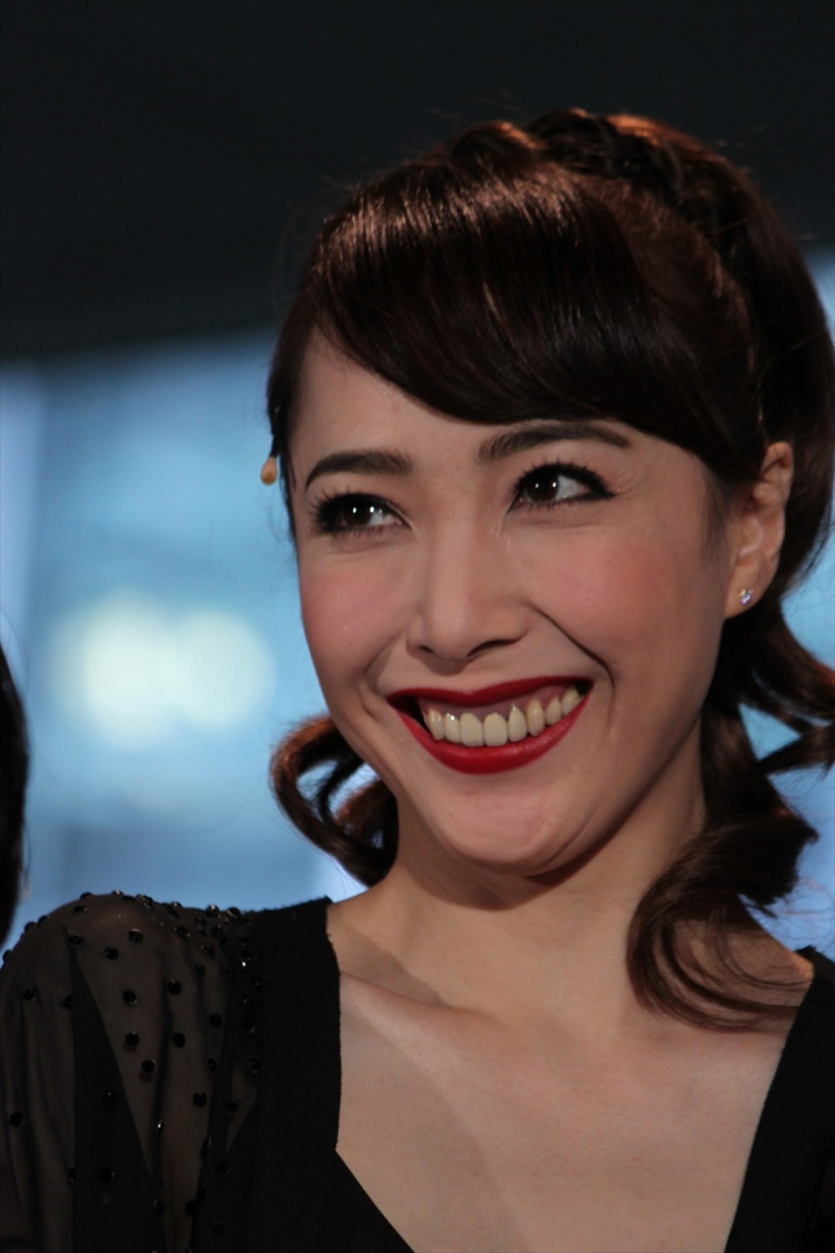 宝塚OGが世界初“女性だけ”の『シカゴ』に挑む　男役は「オヤジ化して背中に哀愁」