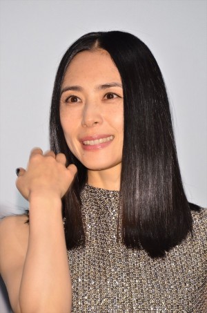 深津絵里、映画『寄生獣』舞台挨拶にて