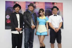 映画『ザ・ゲスト』公開記念「ハロウィンにゲストだらけのミニ会見」の様子