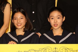 石井杏奈、藤野涼子、映画『ソロモンの偽証』製作報告会見の様子
