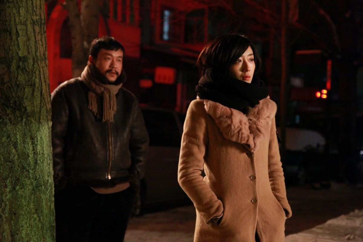 未解決の連続殺人事件と謎の女、ベルリン2冠のサスペンス『薄氷の殺人』公開決定