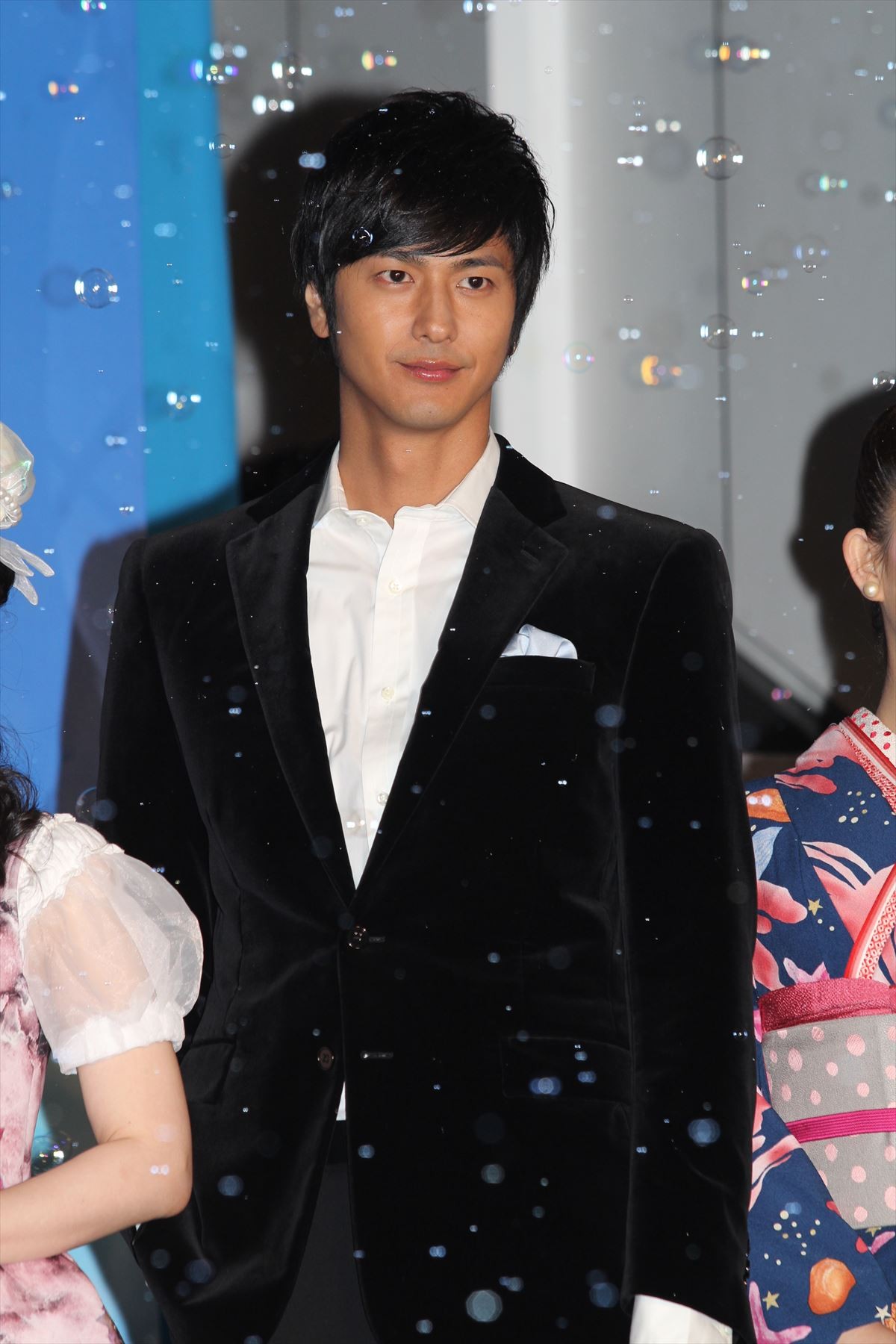 能年玲奈、「女性として見習わないと！」菅田将暉の完璧な女装ぶりに脱帽