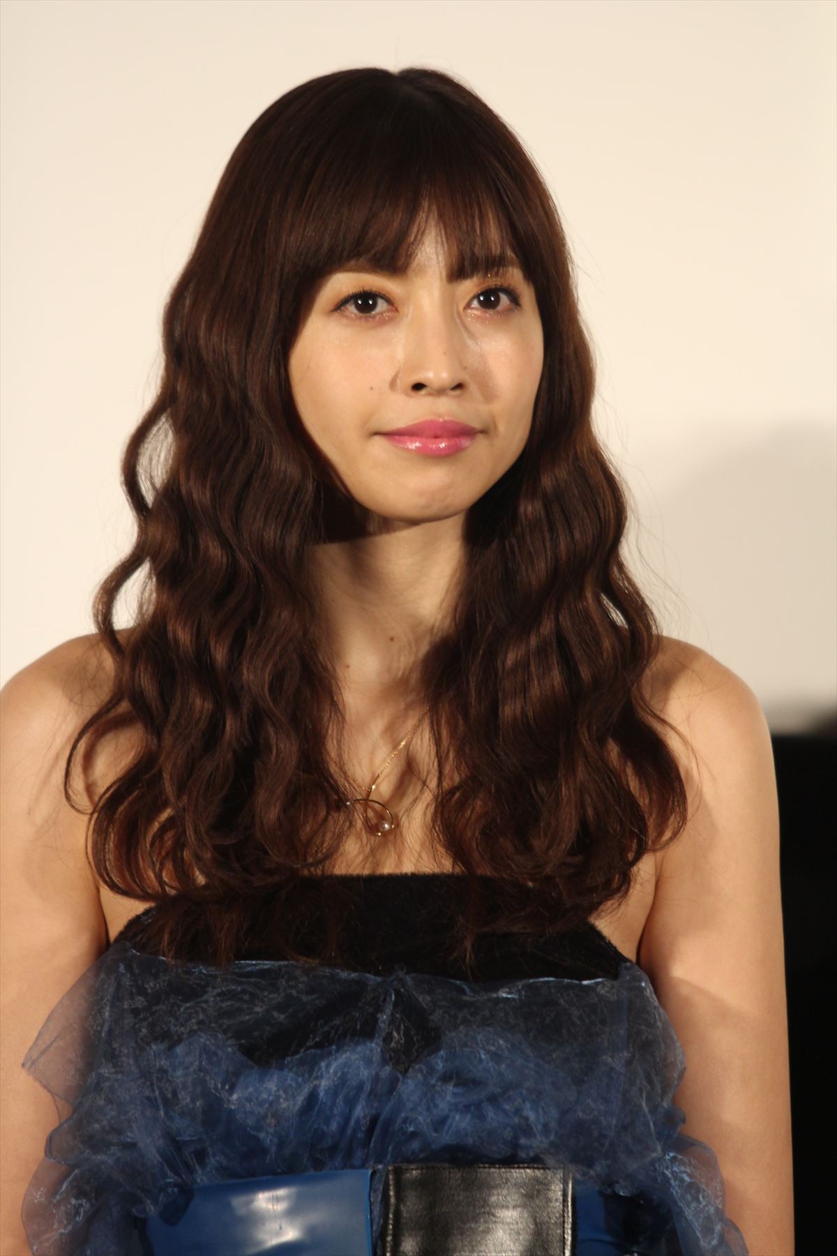 能年玲奈、「女性として見習わないと！」菅田将暉の完璧な女装ぶりに脱帽