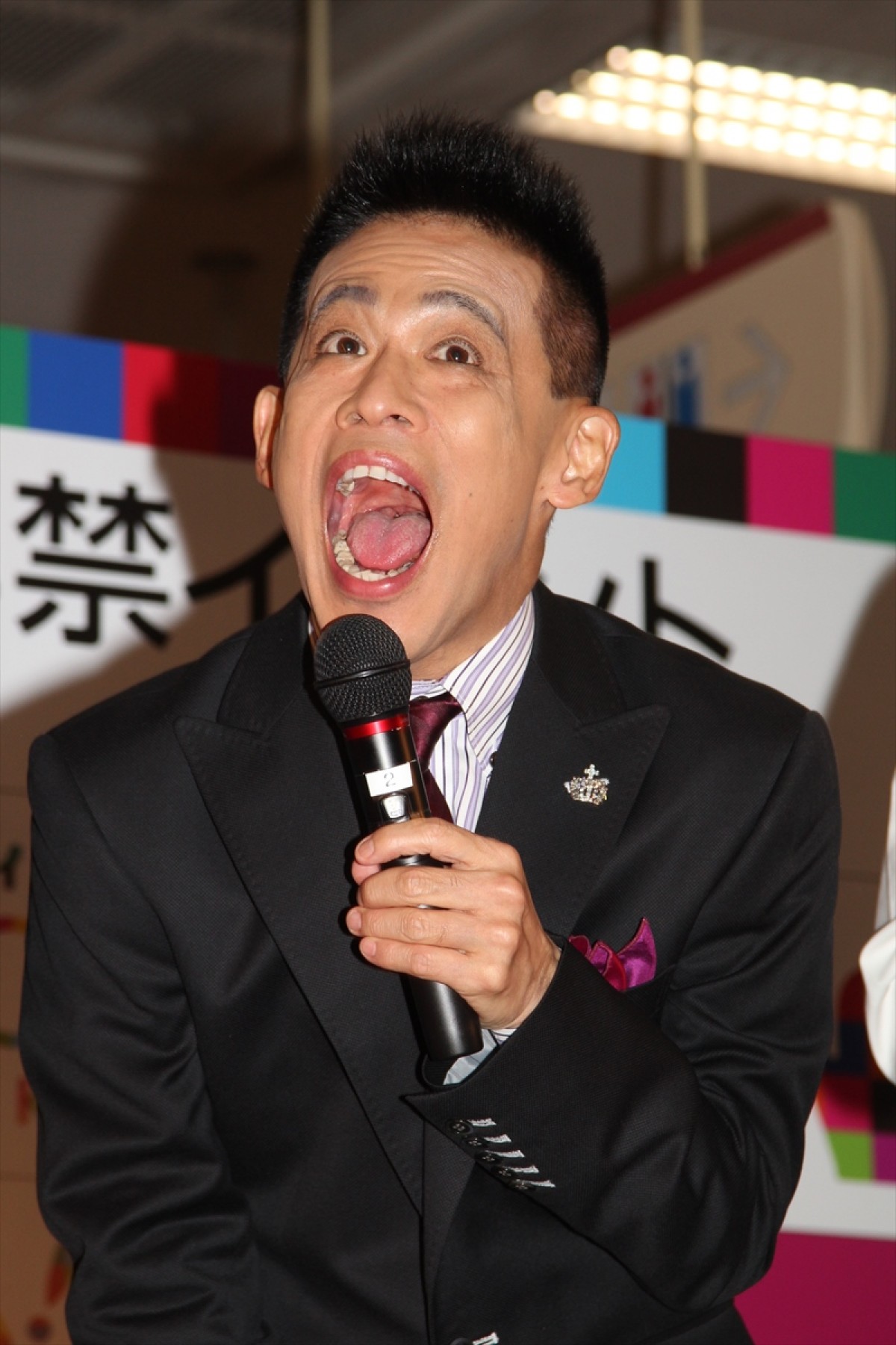 柳沢慎吾、ボージョレ解禁で舌好調！　生『警視庁24時』にモノマネ芸人も感動