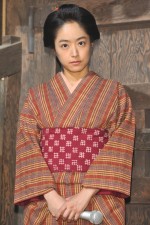 「大河ドラマ主演 バトンタッチセレモニー」に出席した『花燃ゆ』主演の井上真央