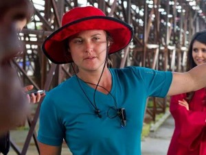 女性スタッフの死にハリウッド衝撃、撮影現場での安全を提唱する動き広まる