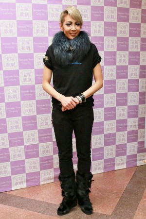 柚希礼音、スーパー・リサイタル『REON in BUDOKAN～LEGEND～』への意気込みを語る