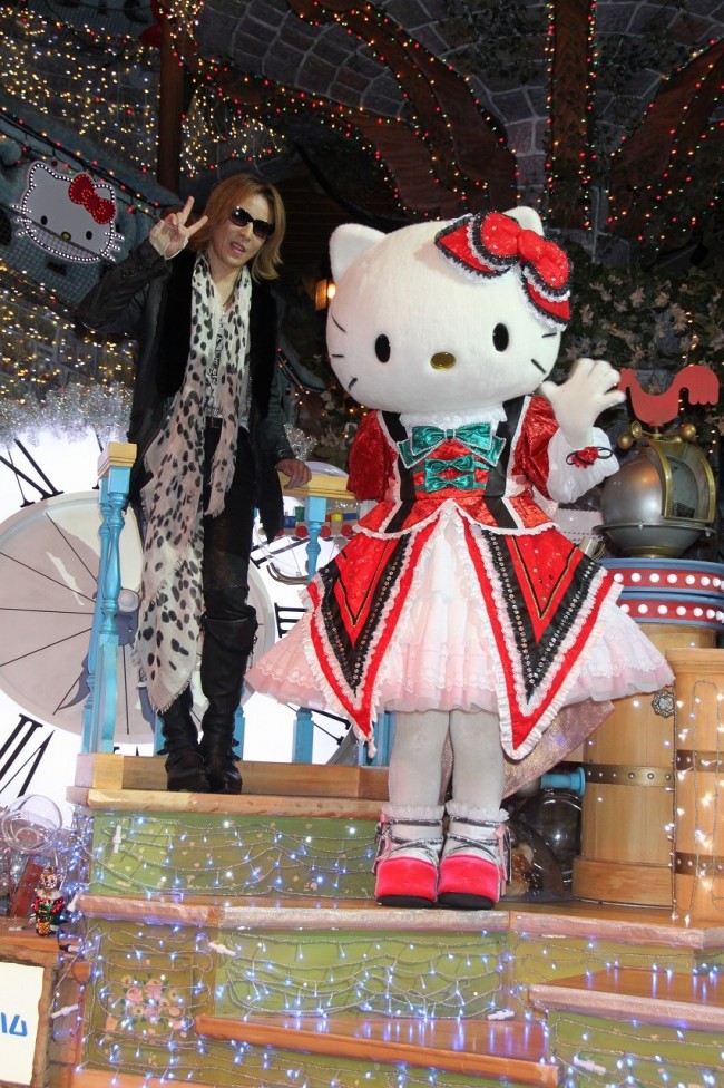 ハローキティ40th記念パレード「ARIGATO EVERYONE！」20141124　ハローキティ、YOSHIKI