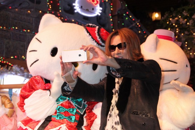 ハローキティ40th記念パレード「ARIGATO EVERYONE！」20141124　ハローキティ、YOSHIKI