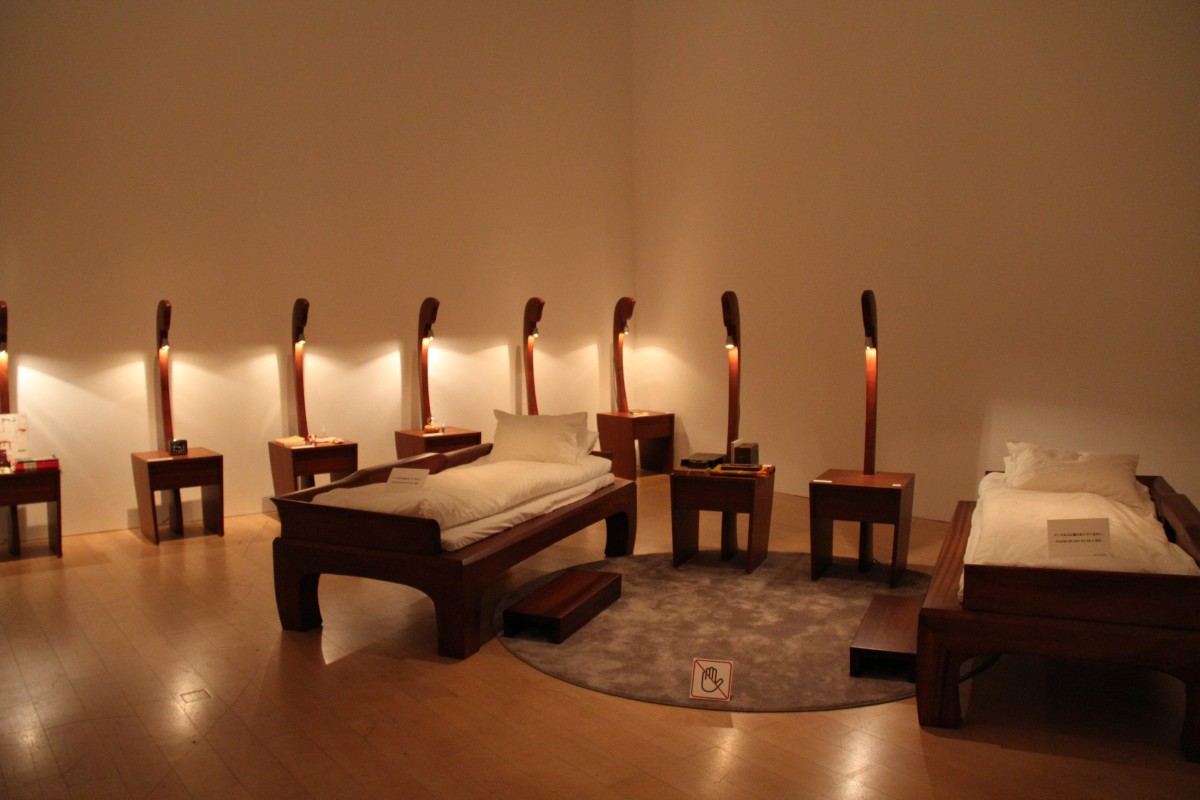六本木ヒルズ・森美術館に宿泊できる!? 参加型アート展とは