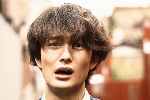 『エイプリルフールズ』　不運続きの救急隊員（岡田将生）