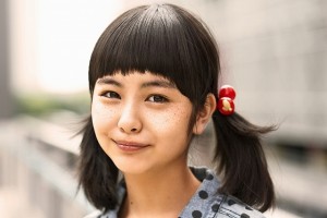 『エイプリルフールズ』　ワケあり奨学生（浜辺美波）