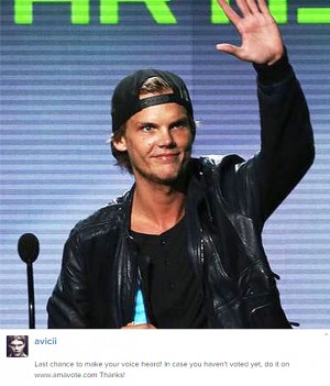 フォーブス誌「30歳未満で最も稼いだセレブ」9位：アヴィーチー