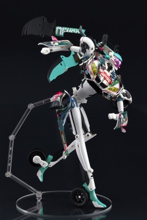 「GearTribe 初音ミクGTプロジェクト 2014Ver.」　現在GOODSMILE ONLINE SHOPでのみ予約受付中