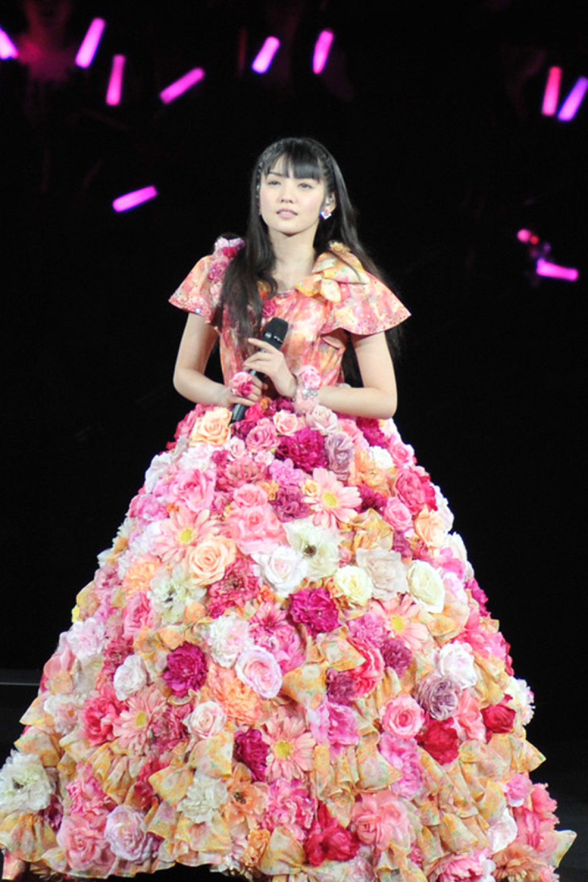 「モーニング娘。’14 コンサートツアー秋 GIVE ME MORE LOVE ~道重さゆみ卒業記念スペシャル~」の様子