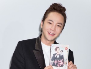 『キレイな男』DVD発売記念、プレミアサイン会に登場したチャン・グンソク