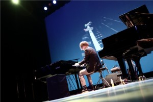 ピアニストまらしぃ、演奏の様子