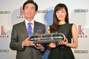 「セイコー ルキア2014 秋冬 新CM発表会」に登場した綾瀬はるか