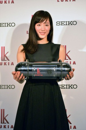 「セイコー ルキア2014 秋冬 新CM発表会」に登場した綾瀬はるか