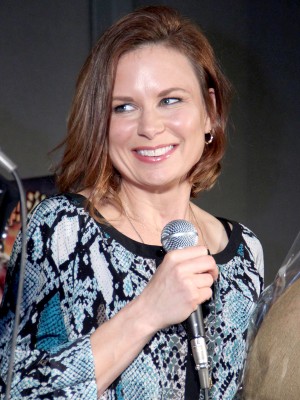 『24‐TWENTY FOUR‐ リブ・アナザー・デイ』クロエ役メアリー・リン・ライスカブが来日