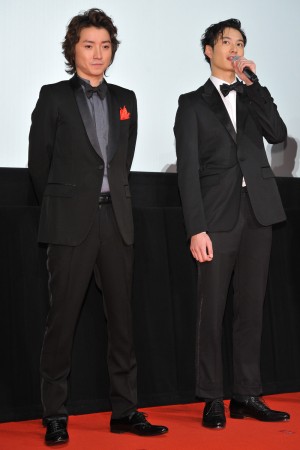 映画『ST 赤と白の捜査ファイル』完成披露試写会に出席した藤原竜也、岡田将生