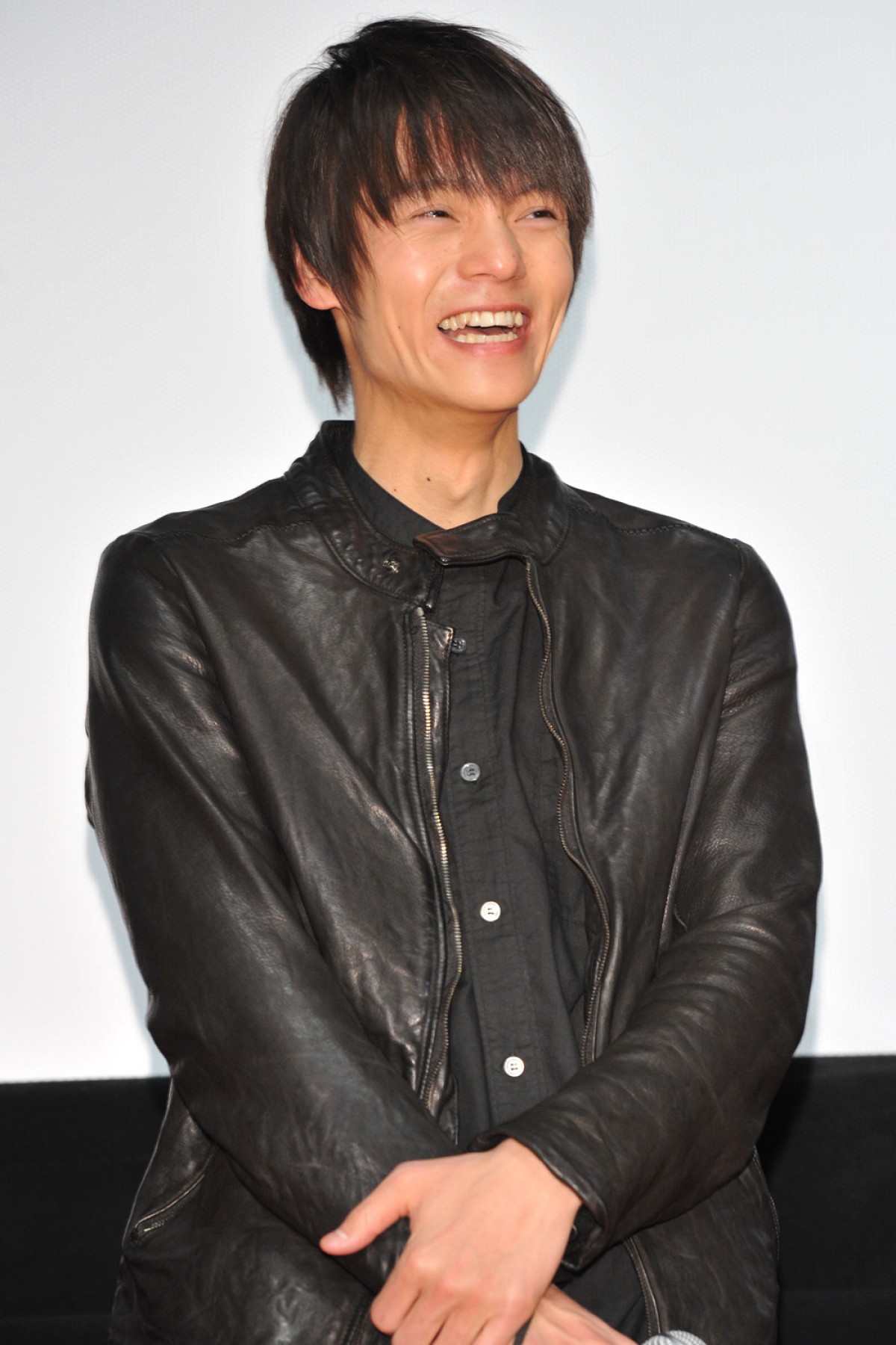 岡田将生「桃鉄をずっとやってました」部屋数不明の藤原竜也宅でゲーム三昧