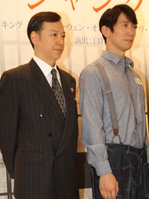 舞台『ロンドン版 ショーシャンクの空に』公開舞台稽古に登場した、板尾創路、佐々木蔵之介