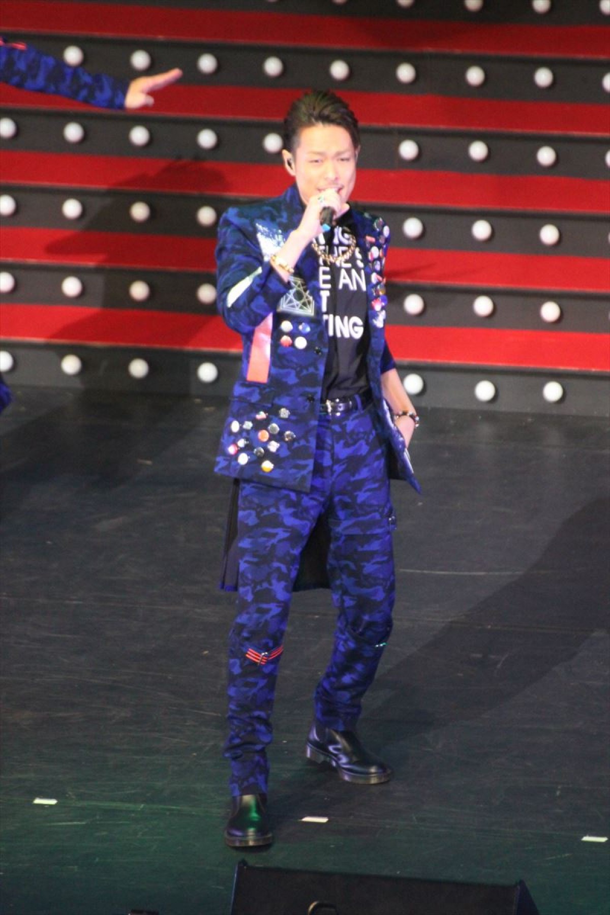 TAKAHIRO、ミランダ・カーとのラブラブCMは「いろいろな意味で感謝」と照れ笑い