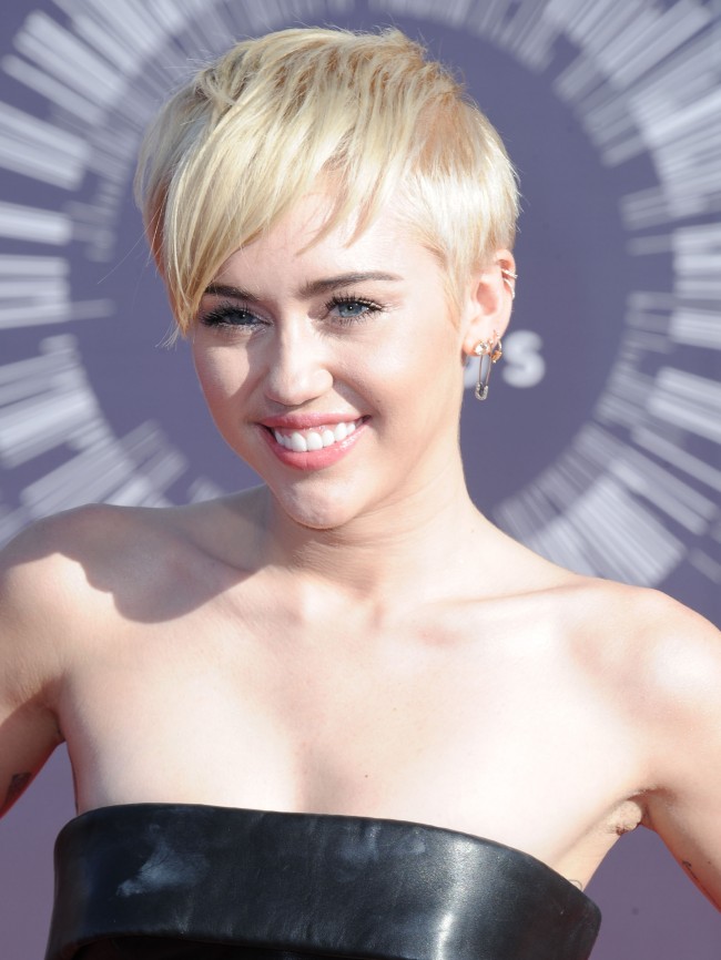 2014 MTV Video Music Awards　20140824　マイリー・サイラス  Miley Cyrus