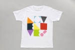 「BEAMS」コラボTシャツ（typo／ホワイト）