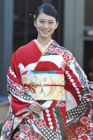 武井咲、2014年は「ちょっと疲れました」20歳になってお酒の世界も知った1年