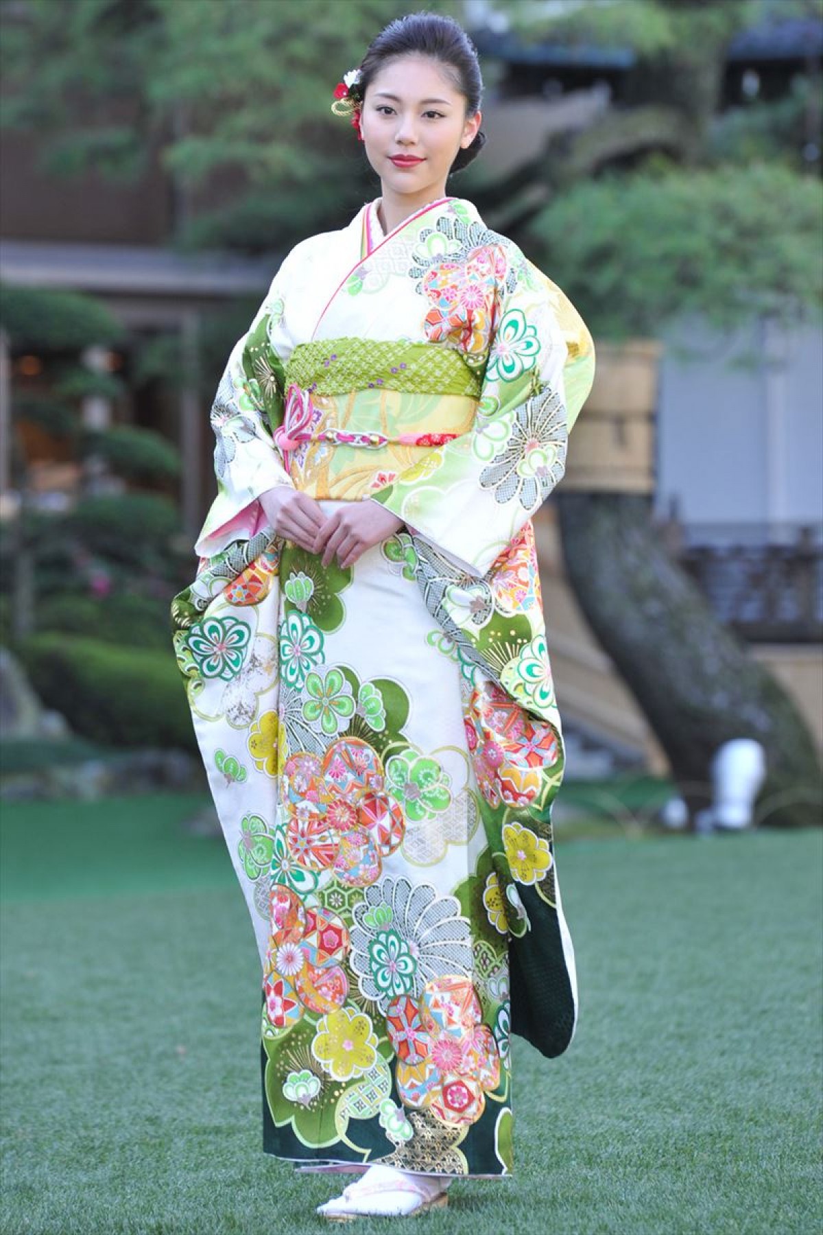 武井咲「ちょっと疲れました」2014年を振り返る 　クリスマスは友達と…？