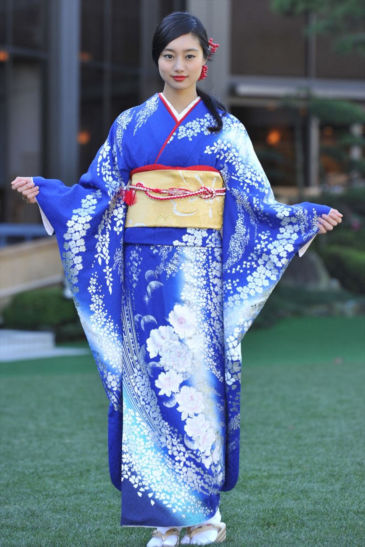 武井咲「ちょっと疲れました」2014年を振り返る 　クリスマスは友達と…？