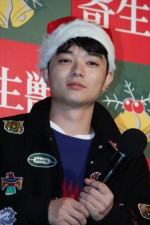 染谷将太、寄生獣「ミギークリスマス」イベントにて