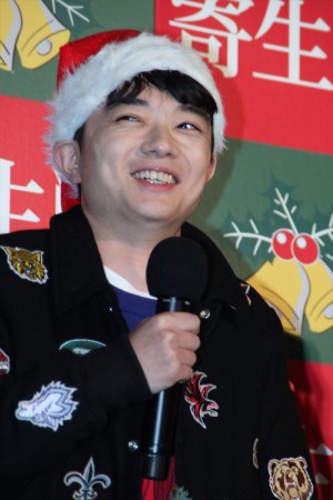 染谷将太、寄生獣「ミギークリスマス」イベントにて