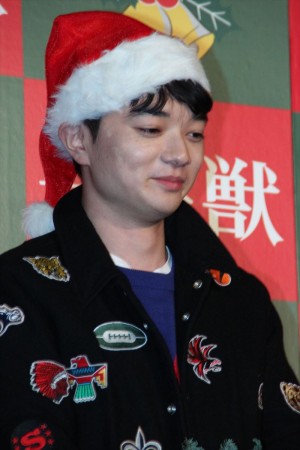 染谷将太、寄生獣「ミギークリスマス」イベントにて