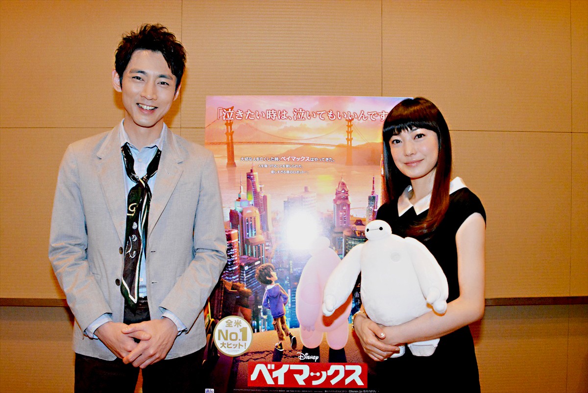 菅野美穂＆小泉孝太郎『ベイマックス』インタビュー 「弟にライバル心あった」