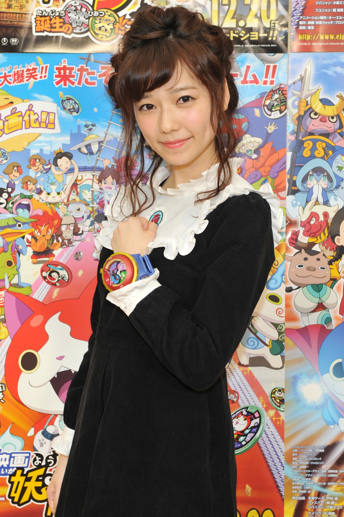 Akb島崎遥香 握手会になると妖怪が 妖怪だと思うメンバーは みおりん 14年12月日 アニメ 特集 クランクイン