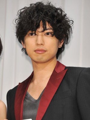 『バックハグ～アフェリエイトがつなぐ恋～』DVD発売記念イベントに登場した桐山漣