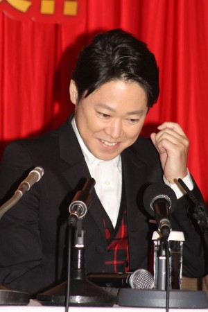 総合7位　 『謝罪の王様』（※写真は豪華完成披露謝罪会見に出席した阿部サダヲ）