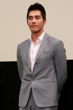 『ショコラ』の舞台挨拶付き試写会に登場したラン・ジェンロン