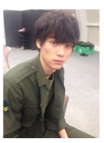 福士蒼汰、『図書館戦争』ロケで仕事始め！「今回は右と左も注意したい」