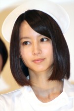 堀北真希、TBSドラマ『まっしろ』製作発表記者会見にて